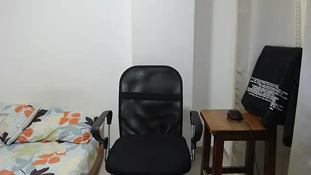 Snapshot of Aleex_Miller chatting on 7, 11, 2025 Aleex Miller online show from 7, 11, 2025