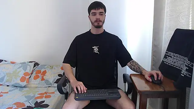 Snapshot of Aleex_Miller chatting on 7, 11, 2025 Aleex Miller online show from 7, 11, 2025