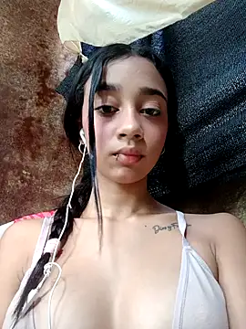 Zoe Sweett18 online show from 23, 1, 2025