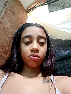 Zoe Sweett18 online show from 15, 2, 2025