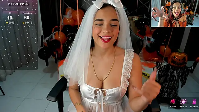 Snapshot of Lolly_18 chatting on 23, 10, 2025 Lolly 18 online show from 23, 10, 2025