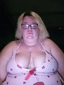 Snapshot of diosacurvy1984 chatting on 28, 6, 2026 diosacurvy1984 online show from 28, 6, 2026