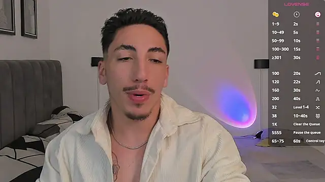 Snapshot of dylanspencer28 chatting on 8, 2, 2025 dylanspencer28 online show from 8, 2, 2025