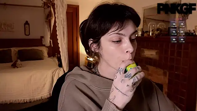 bunnierotten online show from 4, 2, 2025