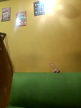 ilonna2025 online show from 2, 2, 2025