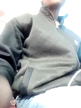 Snapshot of Leoni_G chatting on 8, 2, 2025 Leoni G online show from 8, 2, 2025