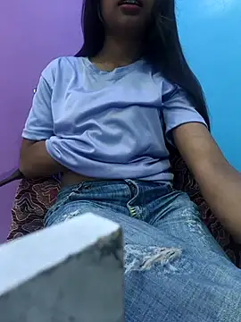 Snapshot of Leoni_G chatting on 6, 3, 2025 Leoni G online show from 6, 3, 2025