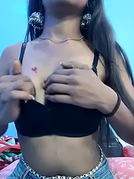 Snapshot of Leoni_G chatting on 1, 11, 2025 Leoni G online show from 1, 11, 2025