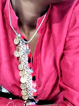 Snapshot of Leoni_G chatting on 14, 11, 2025 Leoni G online show from 14, 11, 2025