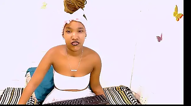 EroticSexyPrada online show from 7, 3, 2025