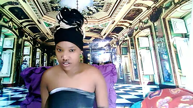 EroticSexyPrada online show from 31, 1, 2026