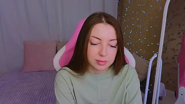 Ann moon   online show from 23, 2, 2025