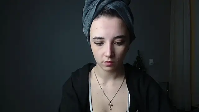 Eva Gloryy online show from 24, 1, 2025