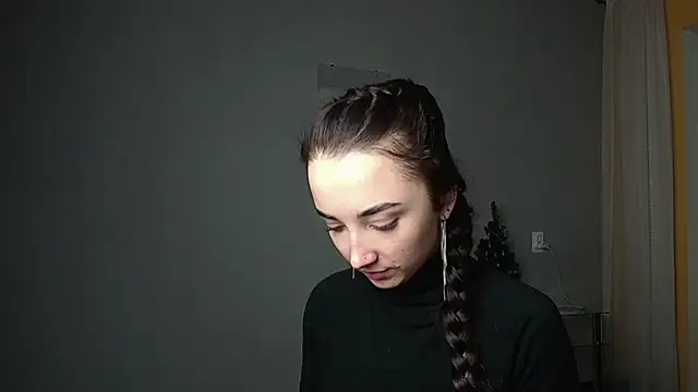 Eva Gloryy online show from 30, 1, 2025