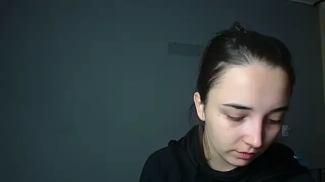 Eva Gloryy online show from 2, 10, 2025