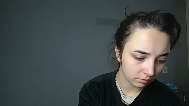 Eva Gloryy online show from 12, 11, 2025