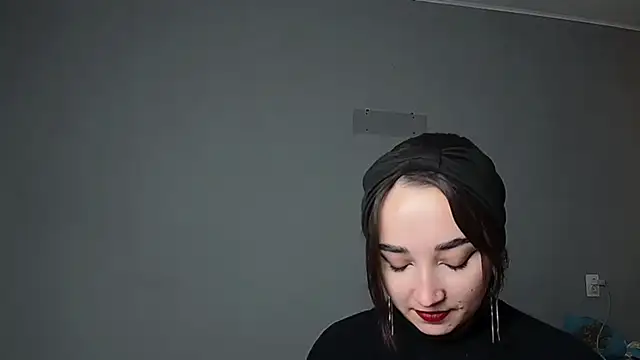 Eva Gloryy online show from 14, 12, 2025