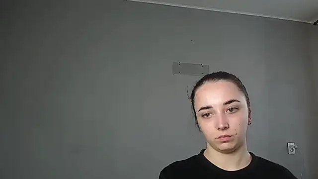 Eva Gloryy online show from 14, 4, 2026