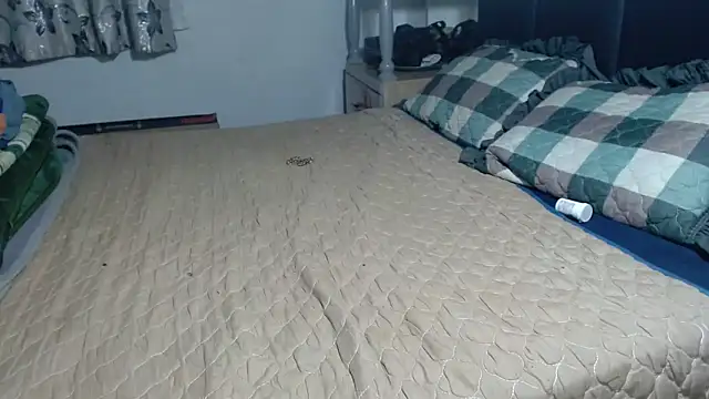 Snapshot of bubblendz1988 chatting on 28, 10, 2025 bubblendz1988 online show from 28, 10, 2025