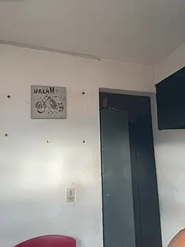 Lili  taylor online show from 1, 4, 2026