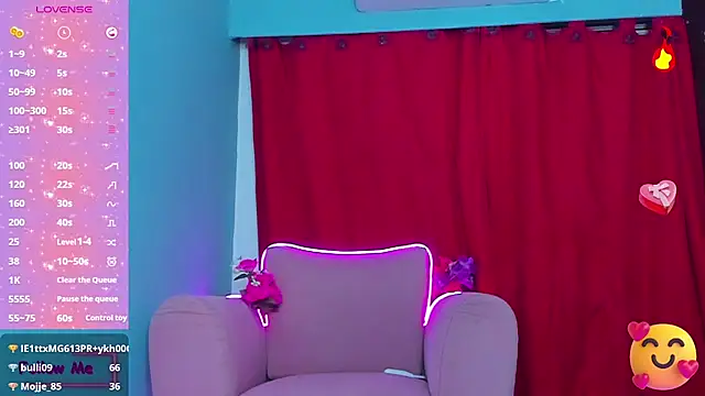 Snapshot of Samantha_Rolon chatting on 5, 3, 2025 Samantha Rolon online show from 5, 3, 2025