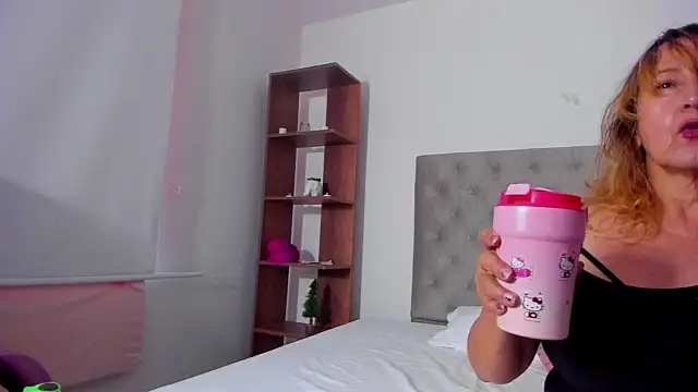 Snapshot of Dayana__Ospina chatting on 20, 2, 2025 Dayana Ospina online show from 20, 2, 2025