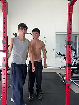 Snapshot of TusBellakitos chatting on 5, 3, 2025 TusBellakitos online show from 5, 3, 2025