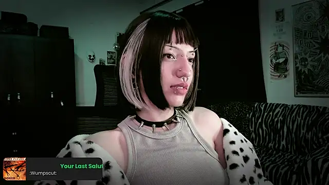 Snapshot of roxy_toxic chatting on 15, 5, 2026 roxy toxic online show from 15, 5, 2026