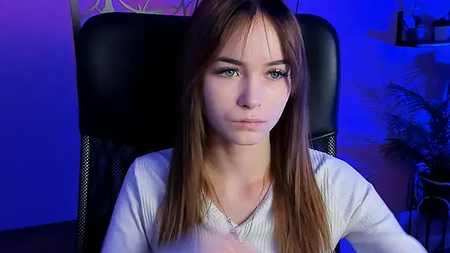 DakotaaJohnnson online show from 6, 2, 2025