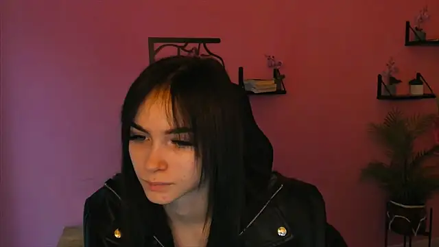 DakotaaJohnnson online show from 19, 3, 2025