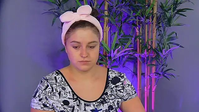 Snapshot of PatriciaSpice chatting on 13, 10, 2025 PatriciaSpice online show from 13, 10, 2025