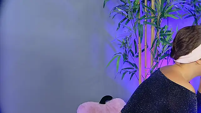 Snapshot of PatriciaSpice chatting on 14, 11, 2025 PatriciaSpice online show from 14, 11, 2025