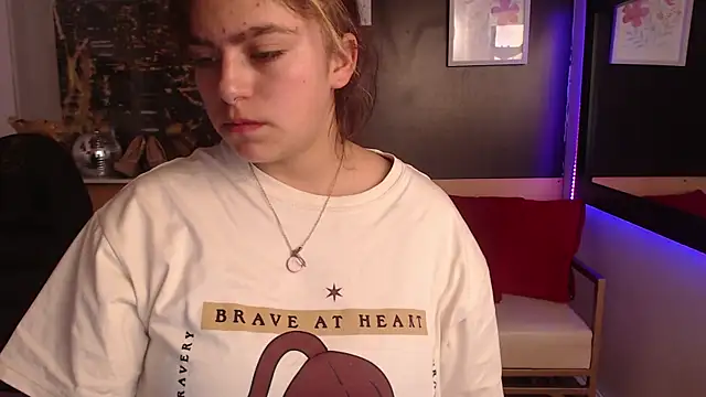 Kitten Cam online show from 21, 9, 2025