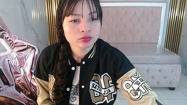 shalon diaz s online show from 1, 3, 2025