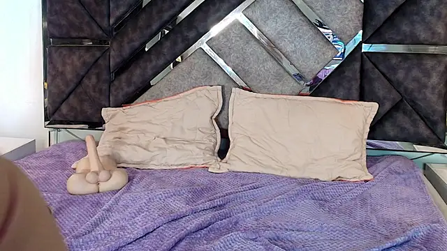 Snapshot of MysticMature chatting on 7, 11, 2025 MysticMature online show from 7, 11, 2025