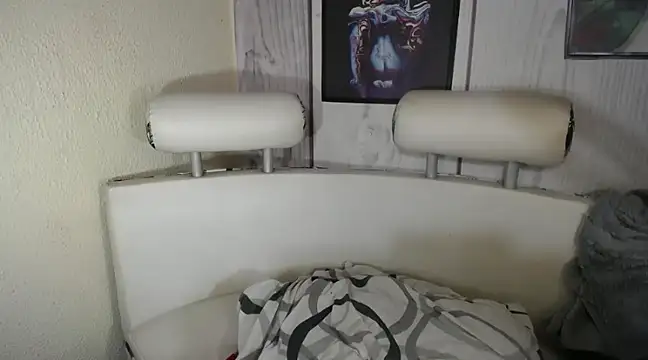 Snapshot of JULIANAWET69 chatting on 7, 2, 2025 JULIANAWET69 online show from 7, 2, 2025