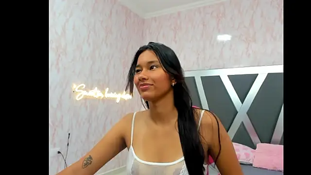 Snapshot of LIA_SWAN_ chatting on 24, 2, 2025 LIA SWAN online show from 24, 2, 2025