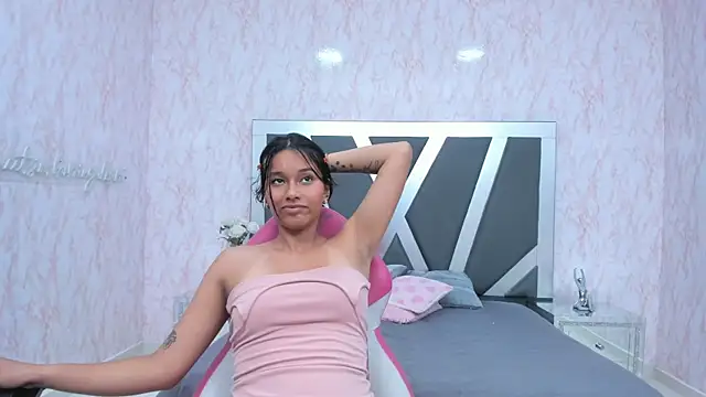 Snapshot of LIA_SWAN_ chatting on 2, 3, 2025 LIA SWAN online show from 2, 3, 2025