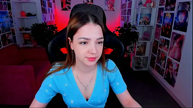 Snapshot of PamBeesly chatting on 5, 2, 2025 PamBeesly online show from 5, 2, 2025