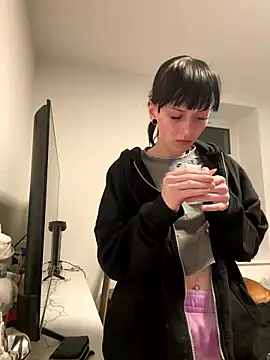 Ciara2004 online show from 14, 1, 2026