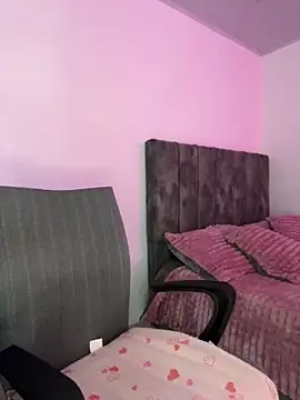 Snapshot of astrid_ chatting on 18, 9, 2025 astrid online show from 18, 9, 2025