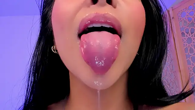 sophierooy22 online show from 3, 1, 2025