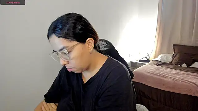 brithany olson25 online show from 3, 12, 2025