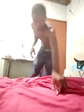 Snapshot of Slendaboy01 chatting on 23, 2, 2026 Slendaboy01 online show from 23, 2, 2026