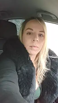 Snapshot of SweetyNinaOff1 chatting on 17, 1, 2026 SweetyNinaOff1 online show from 17, 1, 2026