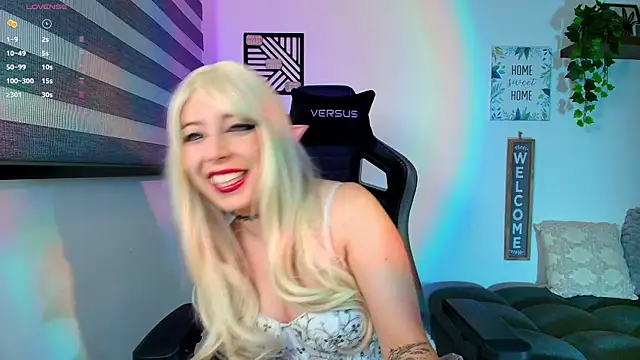 Snapshot of love_sharol_ chatting on 7, 2, 2025 love sharol online show from 7, 2, 2025