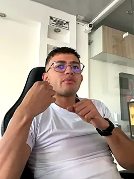 Thonny-becker online show from 8, 11, 2025