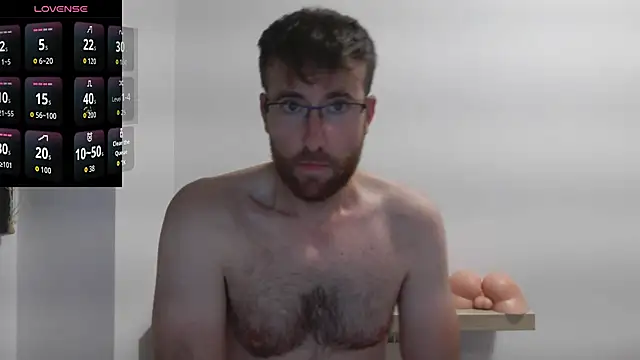 Snapshot of machohiberiko chatting on 3, 10, 2025 machohiberiko online show from 3, 10, 2025