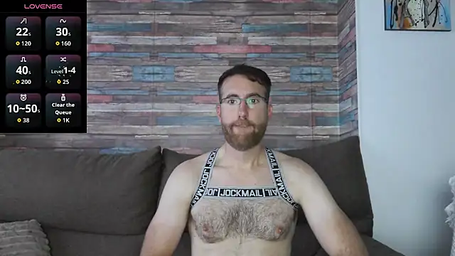 Snapshot of machohiberiko chatting on 8, 10, 2025 machohiberiko online show from 8, 10, 2025