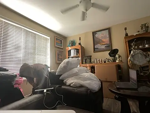 Snapshot of geld_88 chatting on 22, 1, 2025 geld 88 online show from 22, 1, 2025